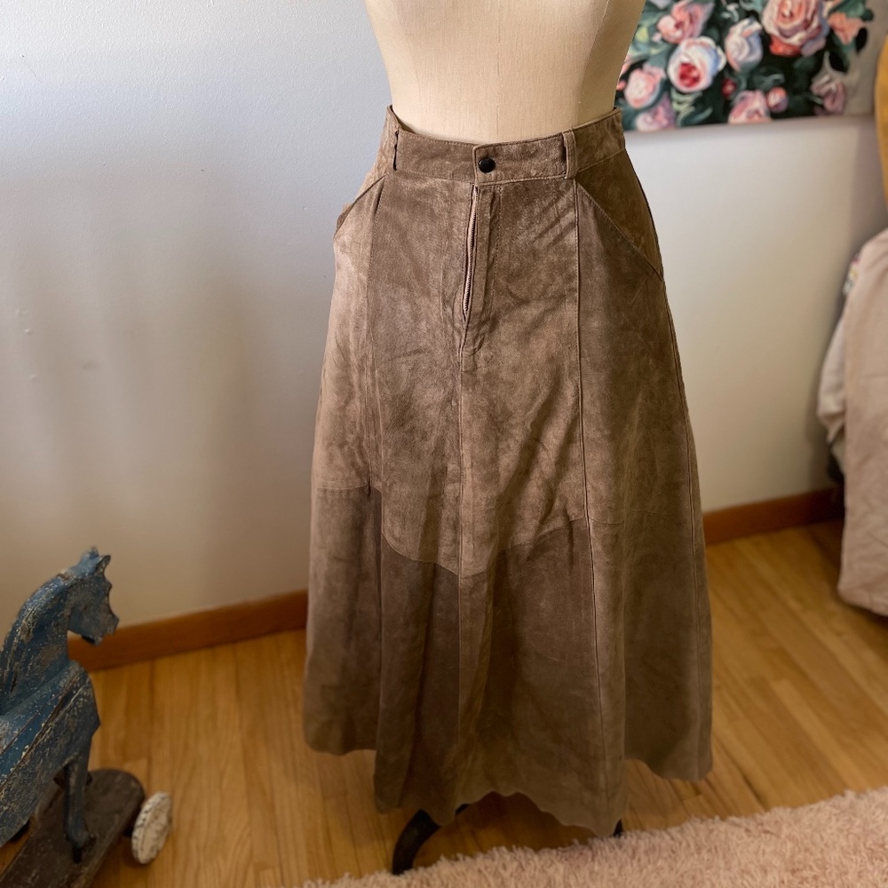 Vintage high waisted leather skirt